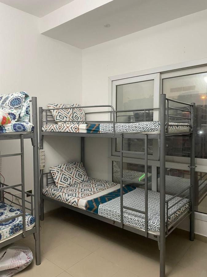 Brand New Boys Hostel 5 Min Walk From Burjuman Metro Station Exit-4 With All Brand New Furnishings & Free Facilities Ντουμπάι Εξωτερικό φωτογραφία